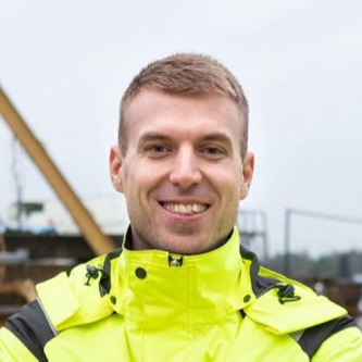 Referenssi - Piiri-sovellus